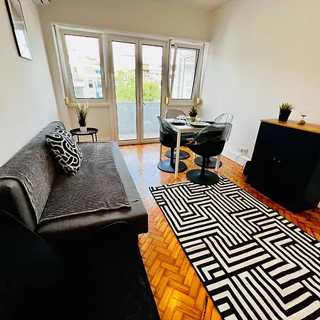 The Crespo House - No 5f - Two-bedroom Apartman Lisboa