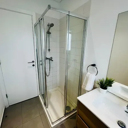 The Crespo House - No 5f - Two-bedroom * Lisboa