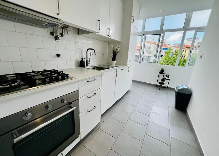The Crespo House - No 5f - Two-bedroom * Лиссабон