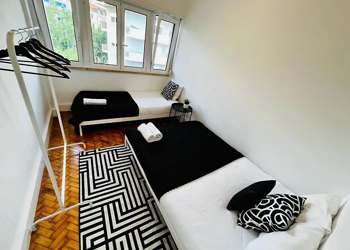 The Crespo House - No 5f - Two-bedroom Lisboa