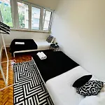 The Crespo House - No 5f - Two-bedroom ליסבון