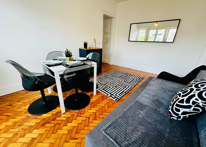 The Crespo House - No 5f - Two-bedroom *