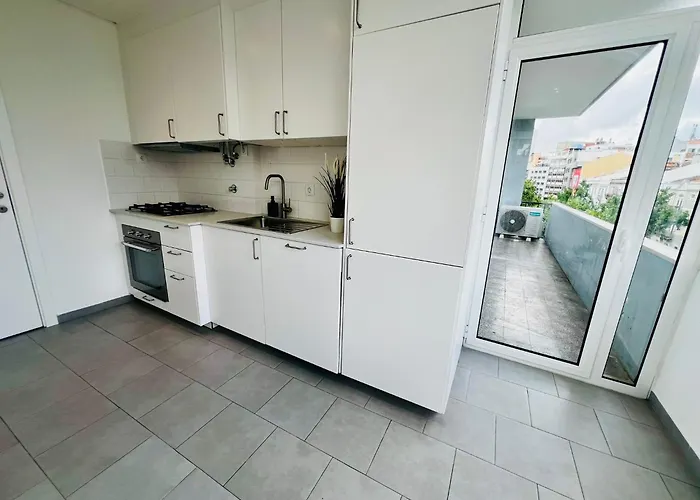 The Crespo House - No 5f - Two-bedroom Lisboa